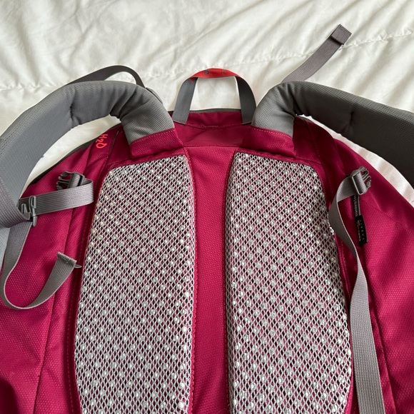 MEC women’s pack - Picture 4 of 9